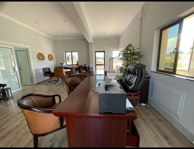 241M² OFFICE TO LET IN RIVONIA